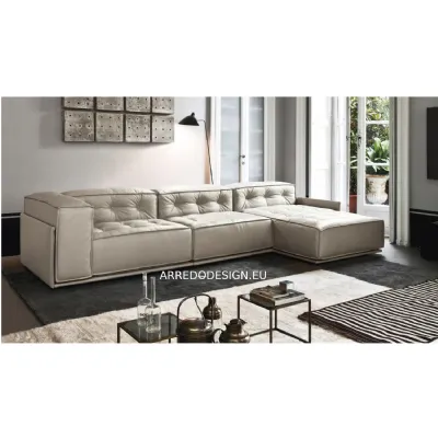 Divano con penisola modello Glamour di Doimo salotti in offerta
