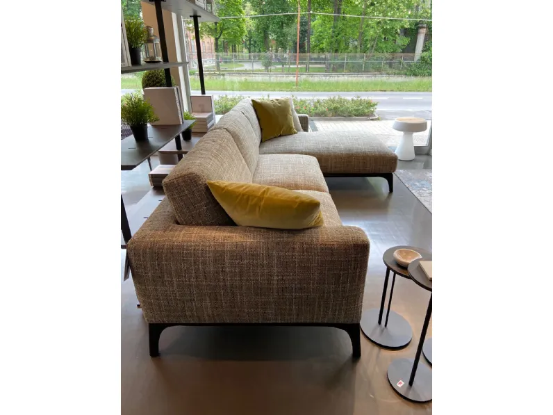 Divano in Tessuto stile design modello Milano scontato - 52%