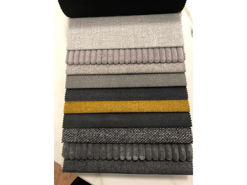 Divano design tessuto Nede di Crippa salotti con sconto del - 35%