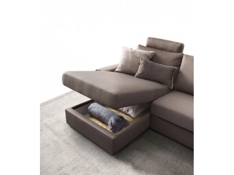 Divano Icaro di Le comfort in stile moderno a prezzo scontato