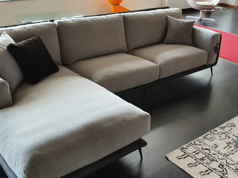 Divano in Tessuto stile design modello Kris mix scontato - 35%