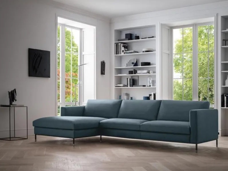 Divano in Tessuto stile design modello Larson scontato - 37%