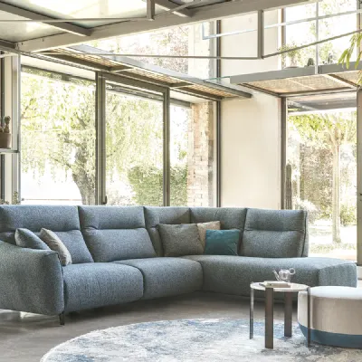 Divano Con penisola modello Madrid di Rosini a prezzi convenienti