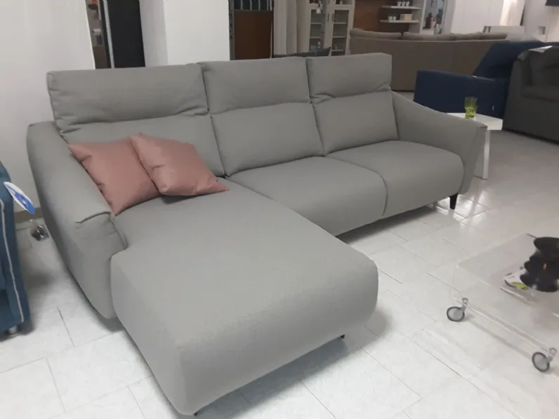 Divano Con penisola Madrid Rosini in Offerta Outlet a 3380