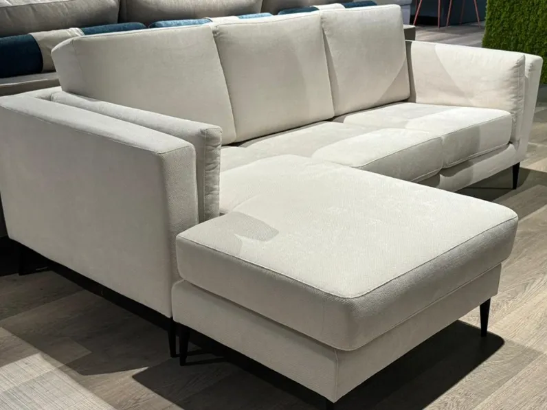 Divano Miriam La casa moderna in OFFERTA - 66%