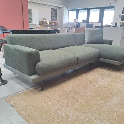 Divano Con penisola modello Divano busnelli  di Busnelli a prezzi outlet