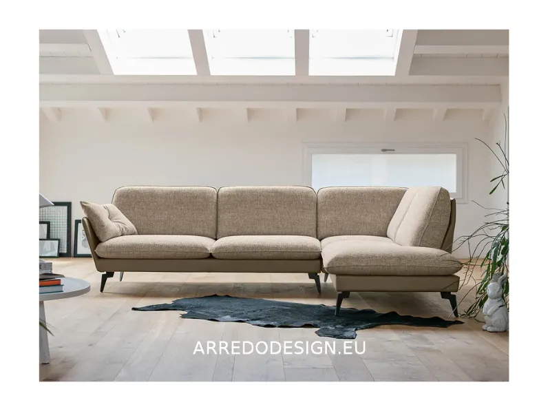 Divano Con penisola Nest Rigosalotti in Offerta Outlet a 3250 Euro