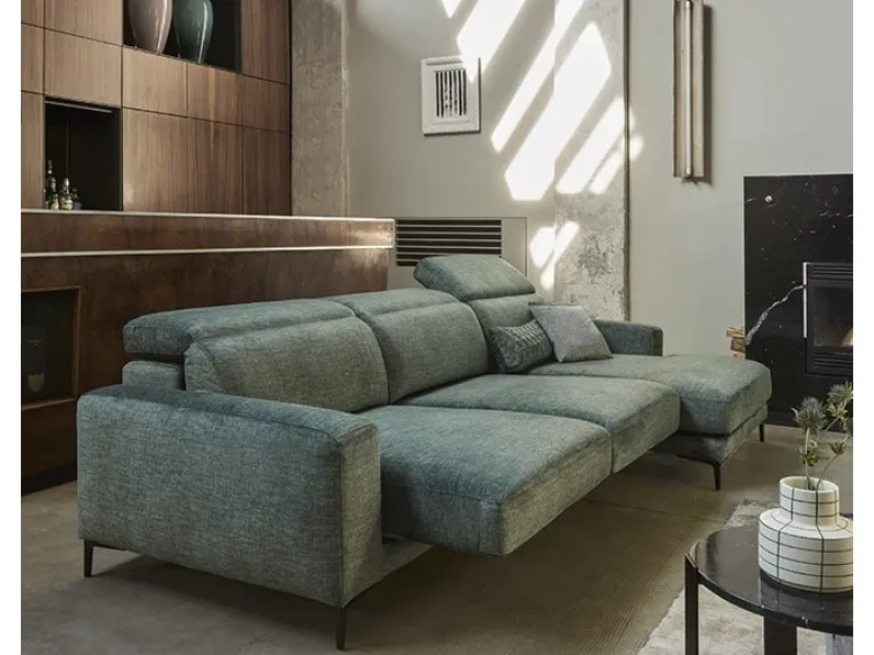 Divano in Tessuto stile design modello Nevers scontato - 30%