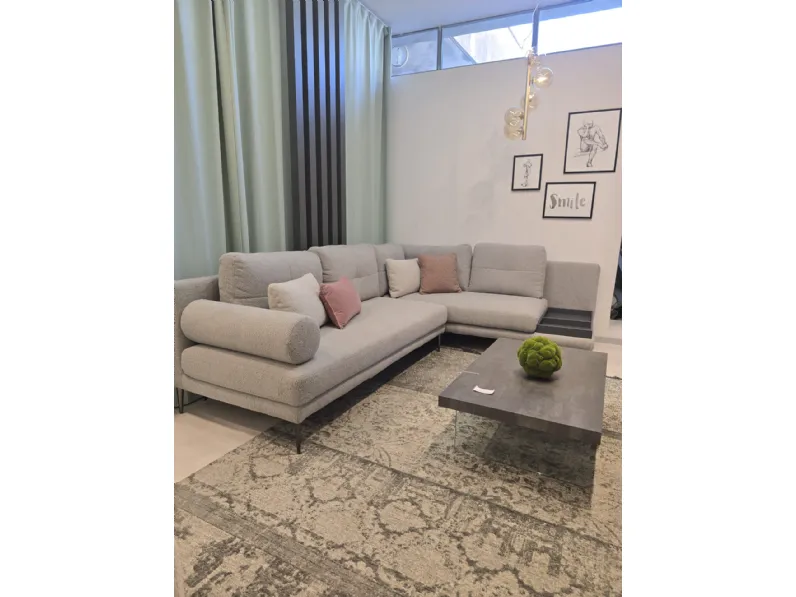 Divano Con penisola Nixon Samoa in Offerta Outlet a 2180 Euro