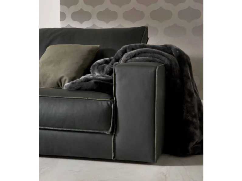 DOMO. Collection Divano Angolare Berlino - Pelle, A Forma Di L, Imbottitura In Piuma E Molle, Ecopelle, 205x250x89 Cm, Nero, Design Senza Tempo - 3