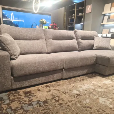 Divano Con penisola Samir di Doimo salotti a prezzo ribassato