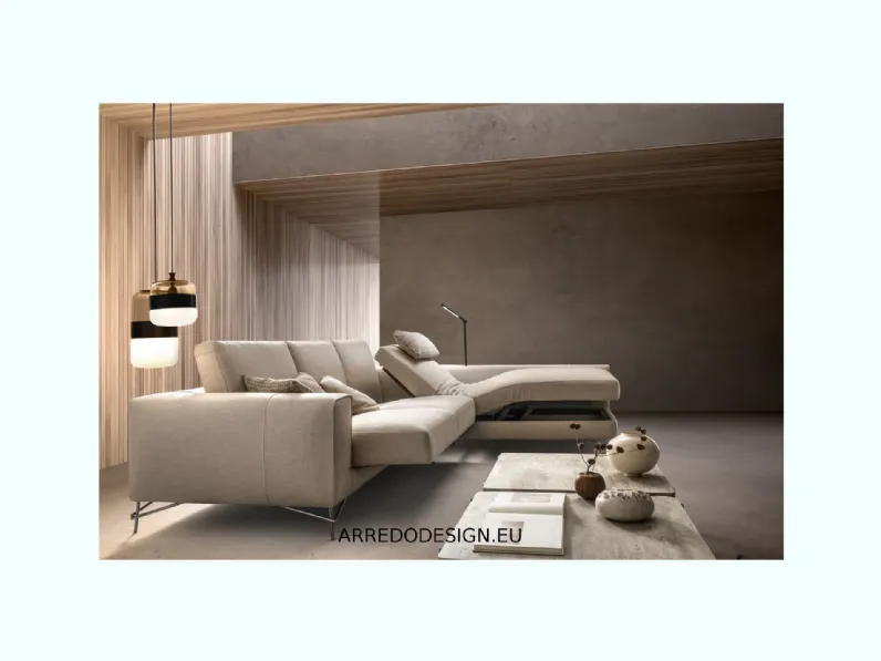 Divano da 4 posti modello Peppy di Samoa scontato