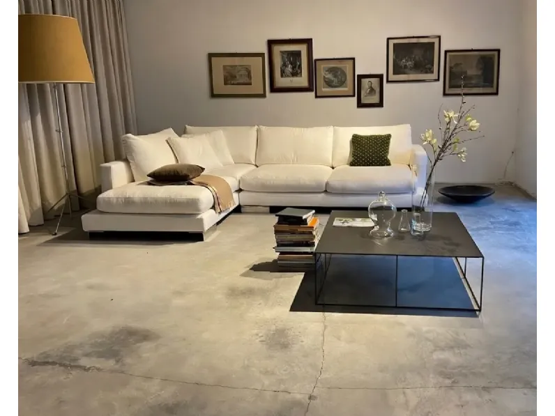 Divano Simposio divano ad angolo con chaise longue Dhome a PREZZO OUTLET scontato del 25%