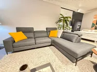 Divano Con penisola Space fly Samoa a 2350 Euro