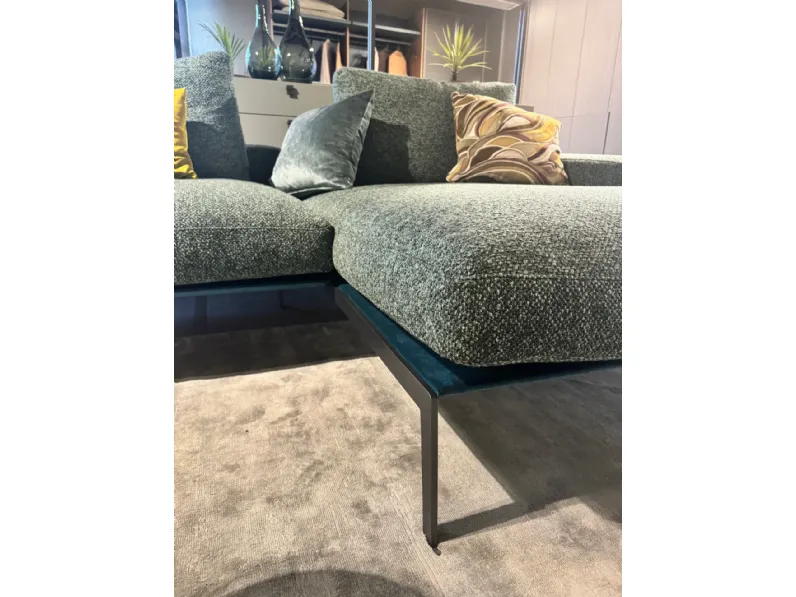 Divano in Tessuto stile design modello Steel scontato - 40%