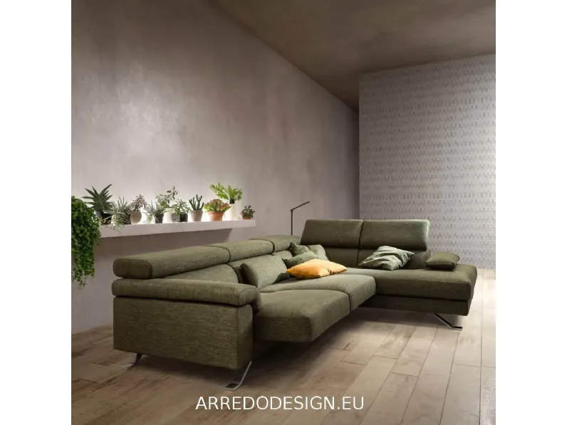 Divano da 4 posti modello Step di Samoa scontato