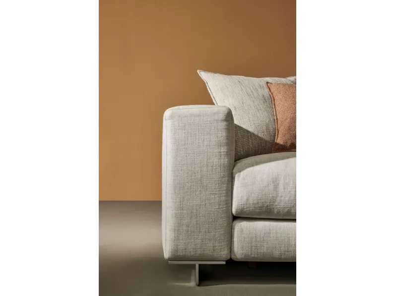 Divano in Tessuto stile design modello T time scontato - 30%