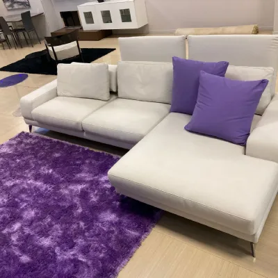 Divano con penisola Upper Samoa a PREZZO OUTLET scontato del 53%