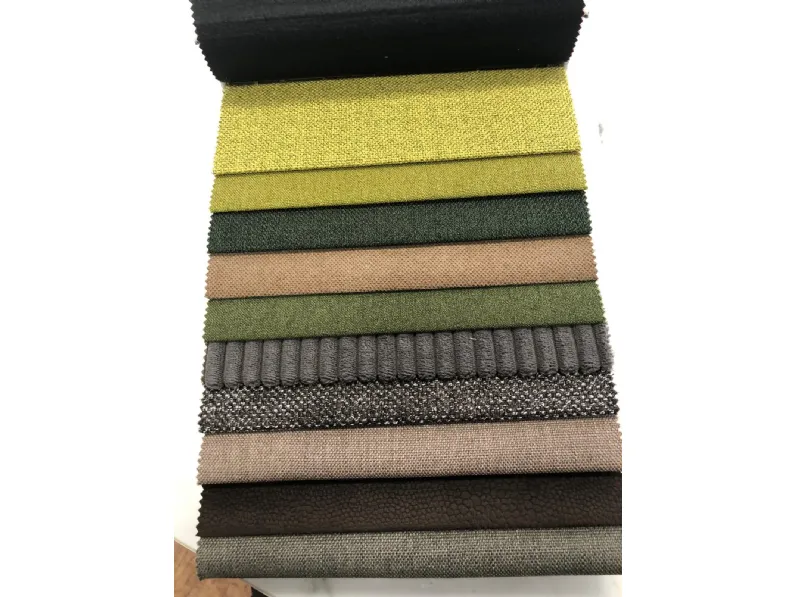 Divano con penisola reversibile Crippa salotti a PREZZO OUTLET scontato del 32%