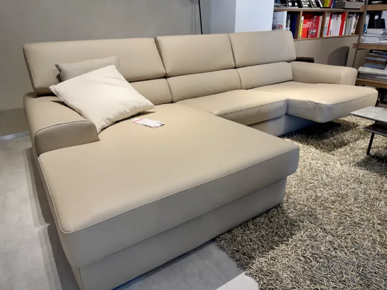 Divano Cristian Divani store a PREZZO OUTLET scontato del 20%