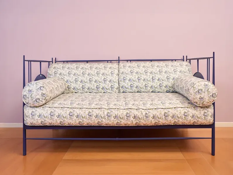 Divano Cyrus company Artigianale a PREZZO OUTLET scontato del 70%