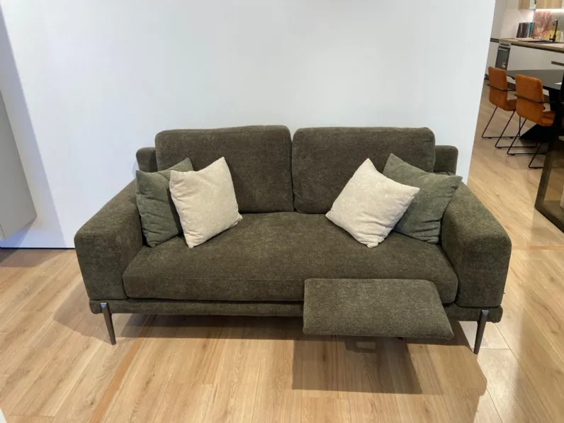 Divano da 2 posti modello Wise di Samoa scontato