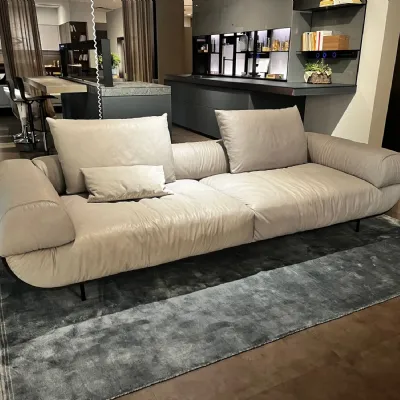 Divano Fastlove di Arketipo in stile design a prezzo scontato