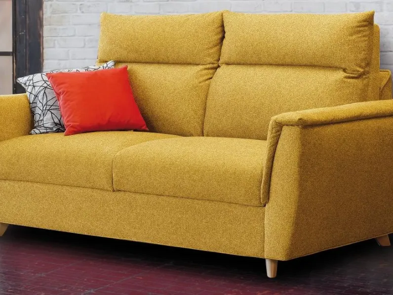 Divano da 3 posti modello Patricia di Collezione esclusiva scontato