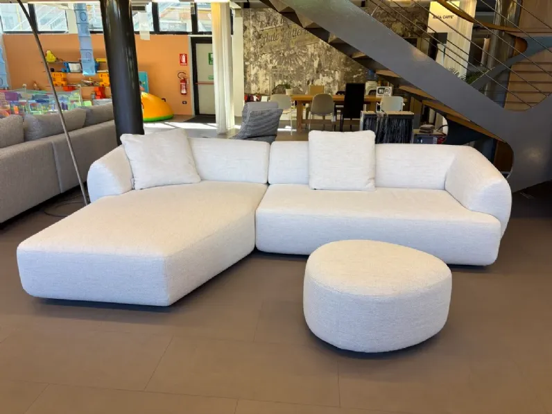 Divano Lineare Kamari Twils in Offerta Outlet a 5260 Euro