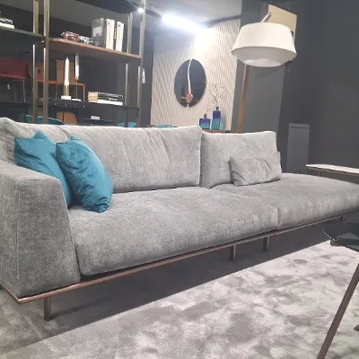 Divano Dakota tessuto in misto piuma  Bontempi divani in Offerta Outlet