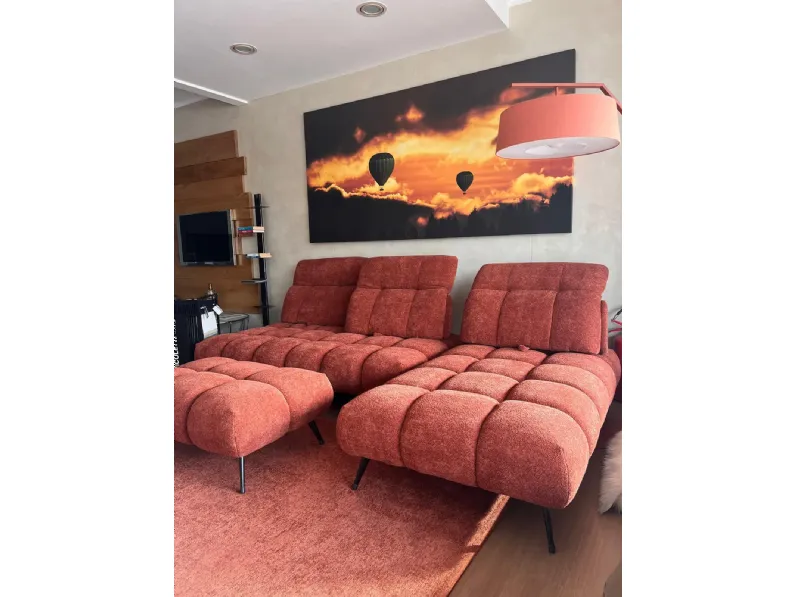 Divano Con penisola modello Dance di Nicoletti home con forte sconto