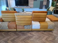 Divano in Tessuto stile design modello Kipling scontato - 40%