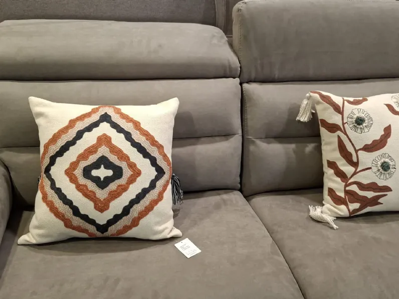 Divano Nebbia di Delta salotti in stile design a prezzo Outlet