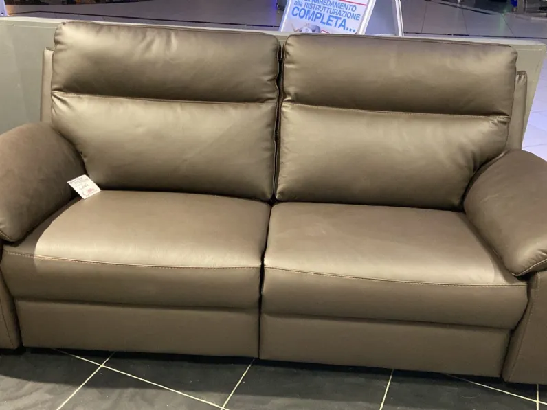 Divano New york di Nicoletti home in stile design a prezzo scontato