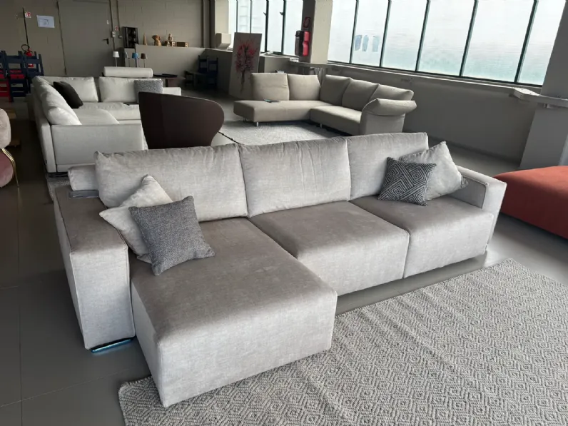 Divano Lineare modello Charlie di Biba salotti in offerta