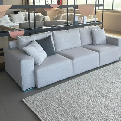 Divano design tessuto Charlie di Biba salotti con sconto del - 29%