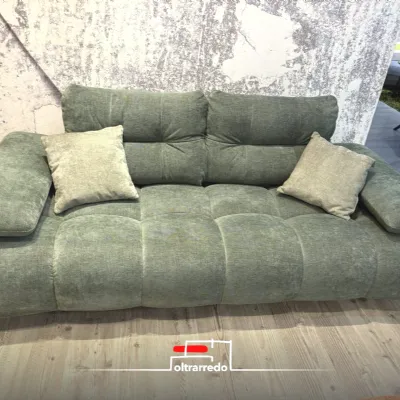 Divano Lineare modello Synthese di Aerre italia a prezzi outlet