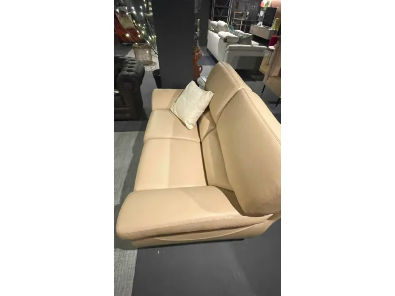 Divano artigianale in pelle 3f in OFFERTA - 40%