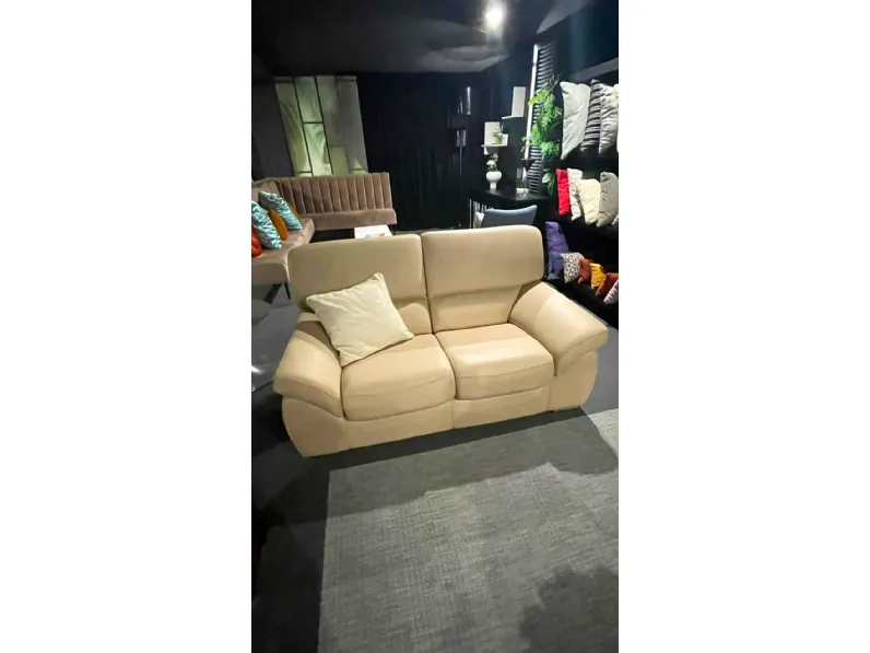 Divano artigianale in pelle 3f in OFFERTA - 40%