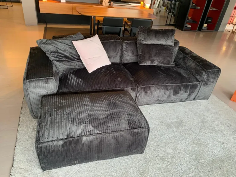 Divano Divano astor di Franco ferri in stile design a prezzo Outlet