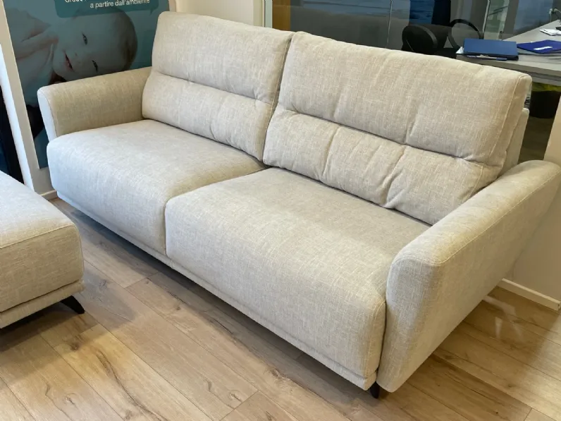 Divano Lineare Divano doimo salotti mod victor Doimo salotti in Offerta Outlet a 3229