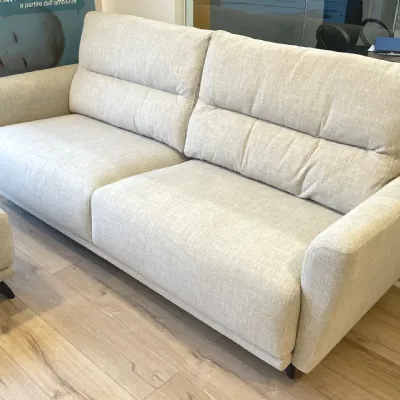 Divano Lineare Divano doimo salotti mod victor Doimo salotti in Offerta Outlet a 3229