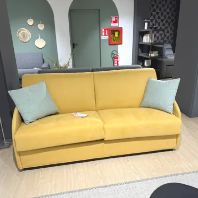 Divano Divano letto brando di Artigianale in stile moderno a prezzo scontato