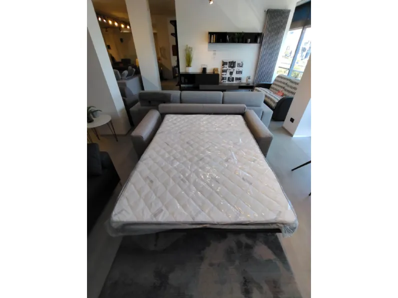 Divano da 2 posti modello Divano letto modello bobo di Artigianale scontato