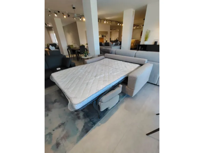 Divano da 2 posti modello Divano letto modello bobo di Artigianale scontato