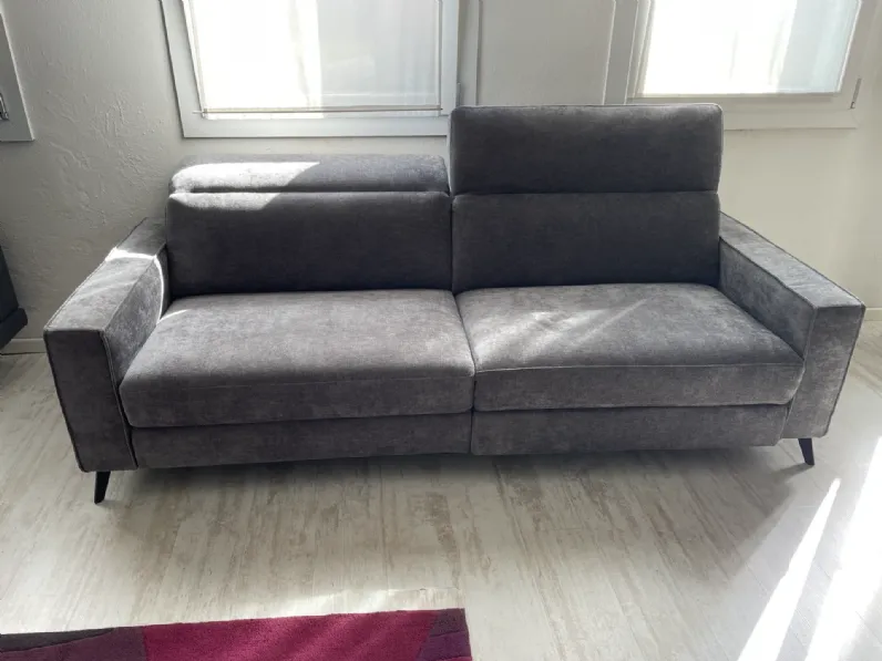 Divano lineare le comfort christopher Le comfort in OFFERTA - 22%