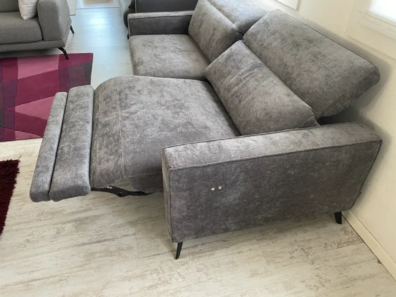 Divano lineare le comfort christopher Le comfort in OFFERTA - 22%