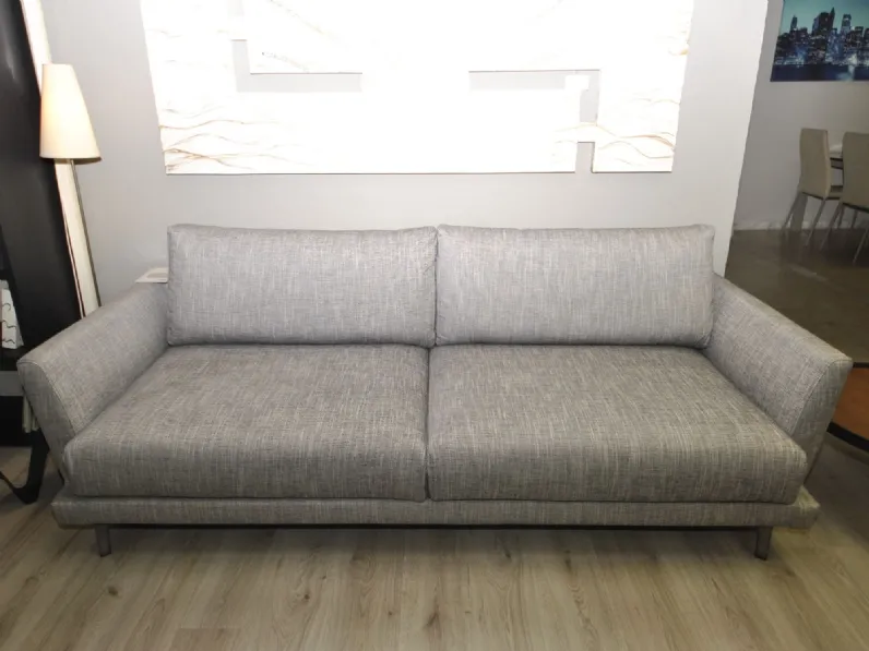 Divano Lineare Elton Doimo salotti in Offerta Outlet a 2300