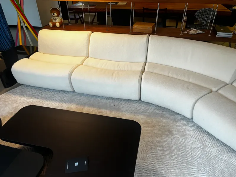 Divano Ernest di Poliform in stile moderno a prezzo Outlet