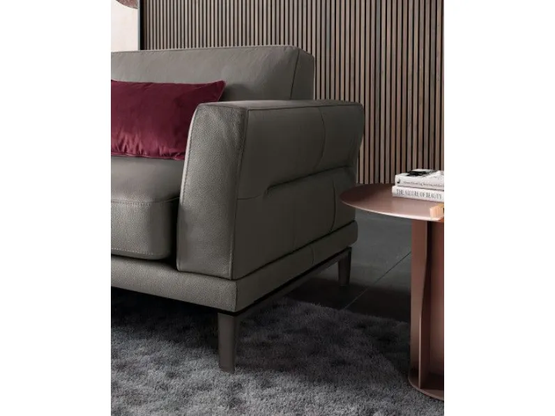 Divano in Tessuto stile design modello Estate scontato - 30%